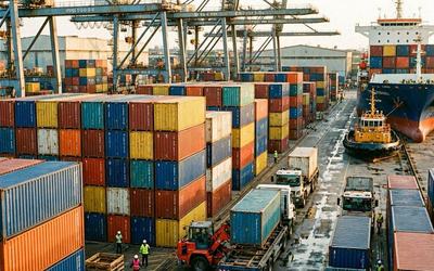 Port Congestion Survival Guide: Tips for Seamless Cargo Clearance